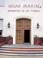 Hogar Marín, puerta de entrada